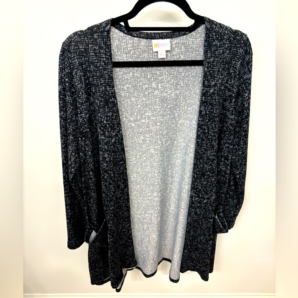 Like New LuLaRoe Caroline, Black & Gray